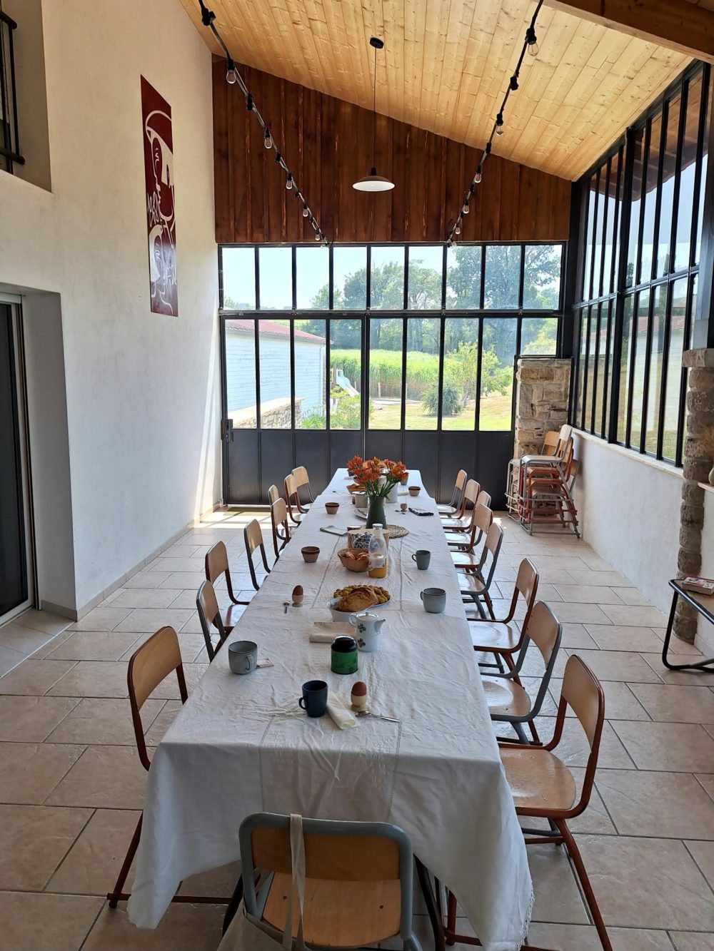 Grande table pour réunir tout le monde